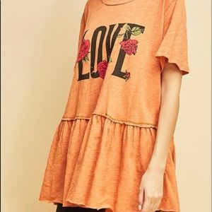 Cotton peblum boho top with LOVE and flowers.